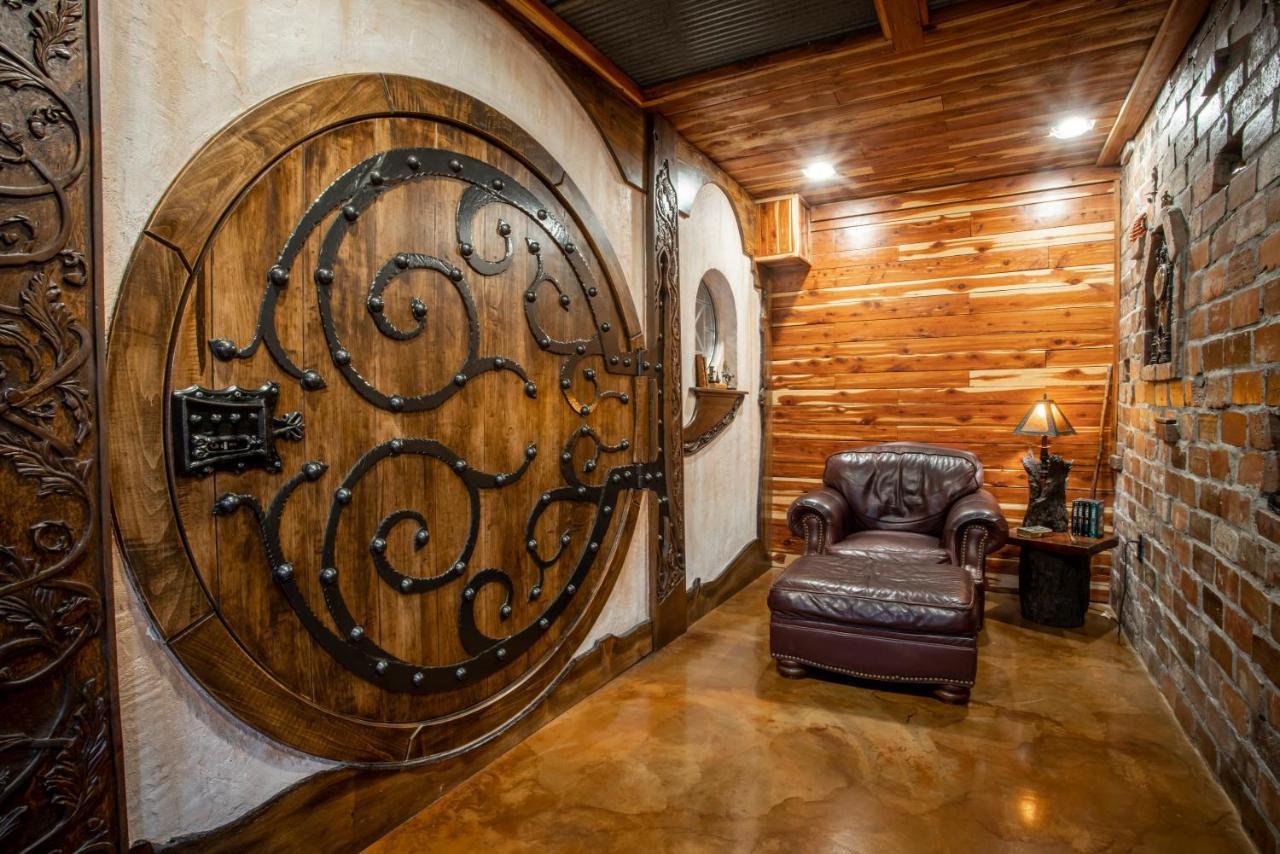 The Hobbit House, Fantasy Comes Home! Russellville Exteriér fotografie